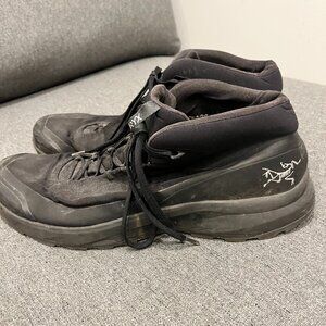 🏔️ Arc'teryx Aerios FL Mid GTX Men's Hiking Boots Size 12 Black